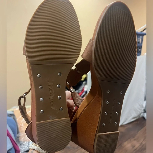 Kenneth Cole gentle Souls size 8.5 organic - Picture 7 of 9